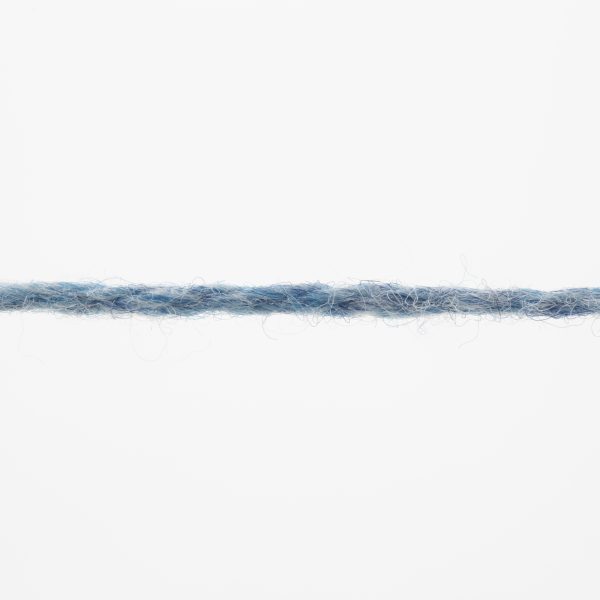 Donegal Woolen Spun 0022 blau – Bild 3